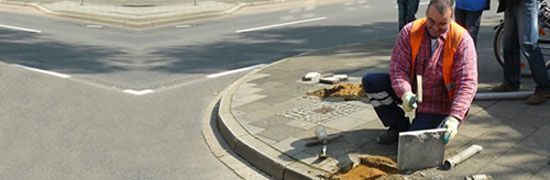 Straßenunterhaltung